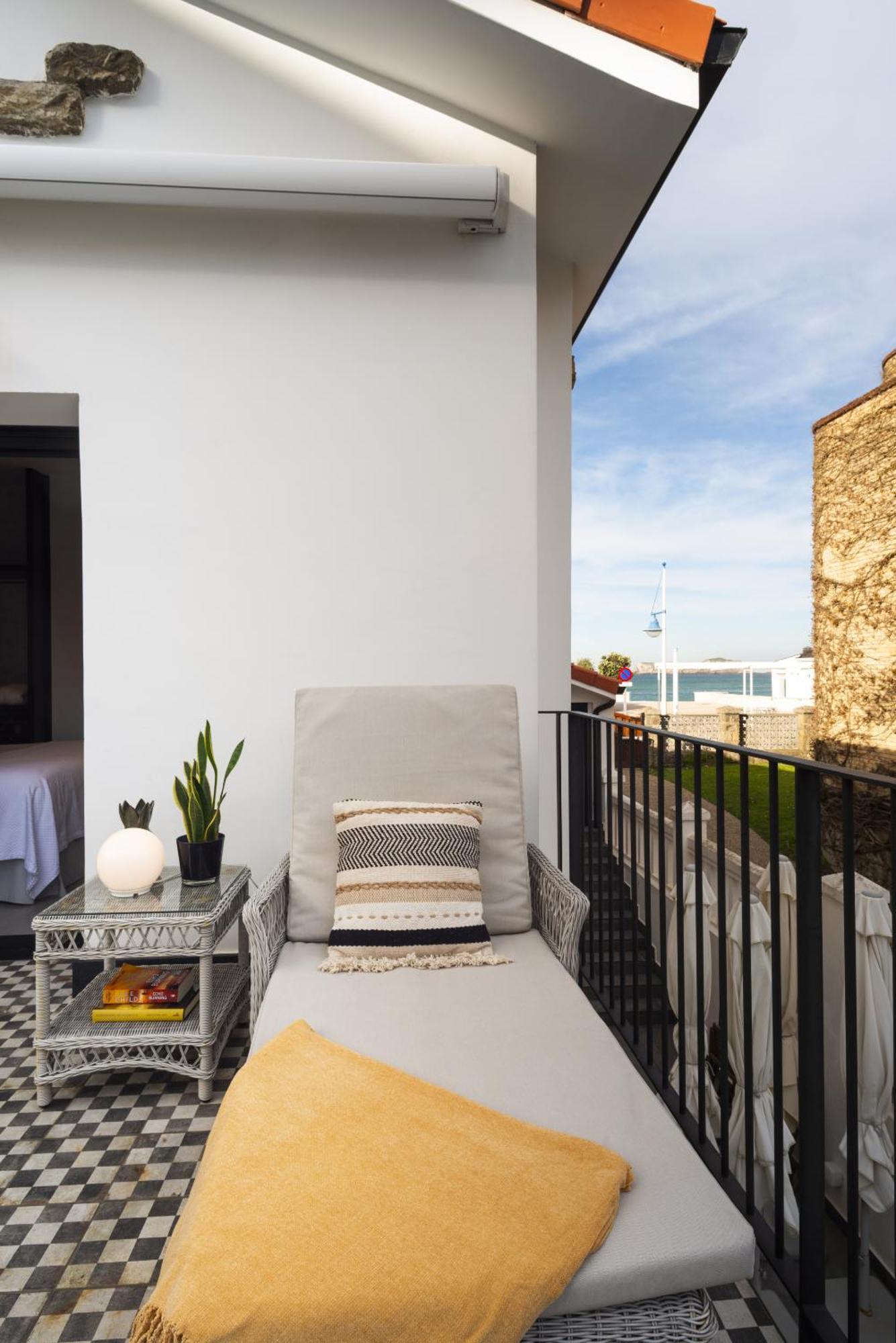 La Playa Suites Suances Eksteriør billede